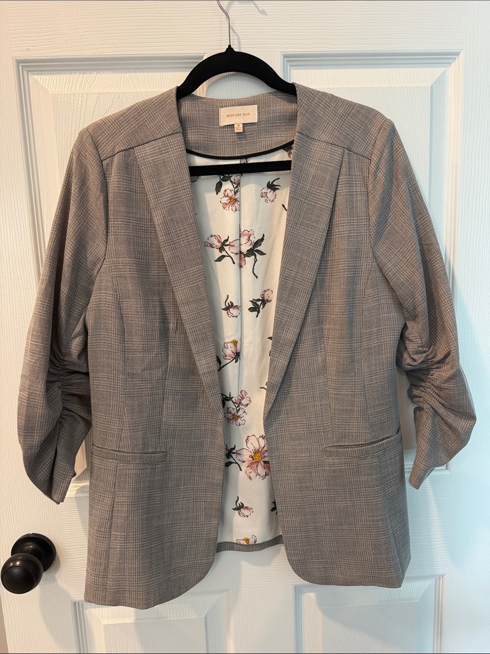 Skies are blue Gray Plaid Floral-Lined oversized Open Blazer